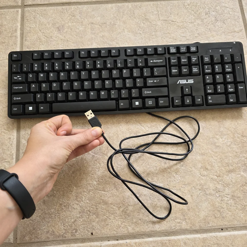 ASUS Black Wired Keyboard